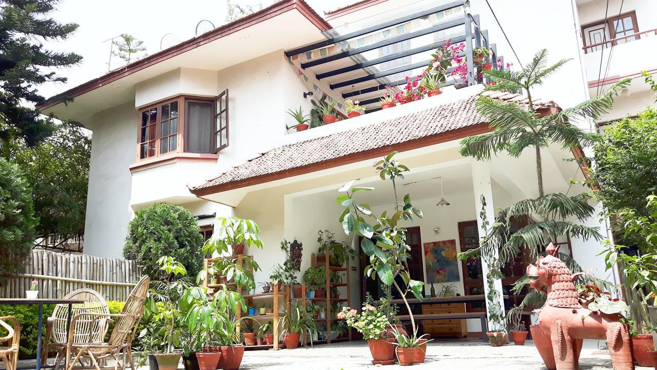 Patansquared Bed & Breakfast Exterior photo